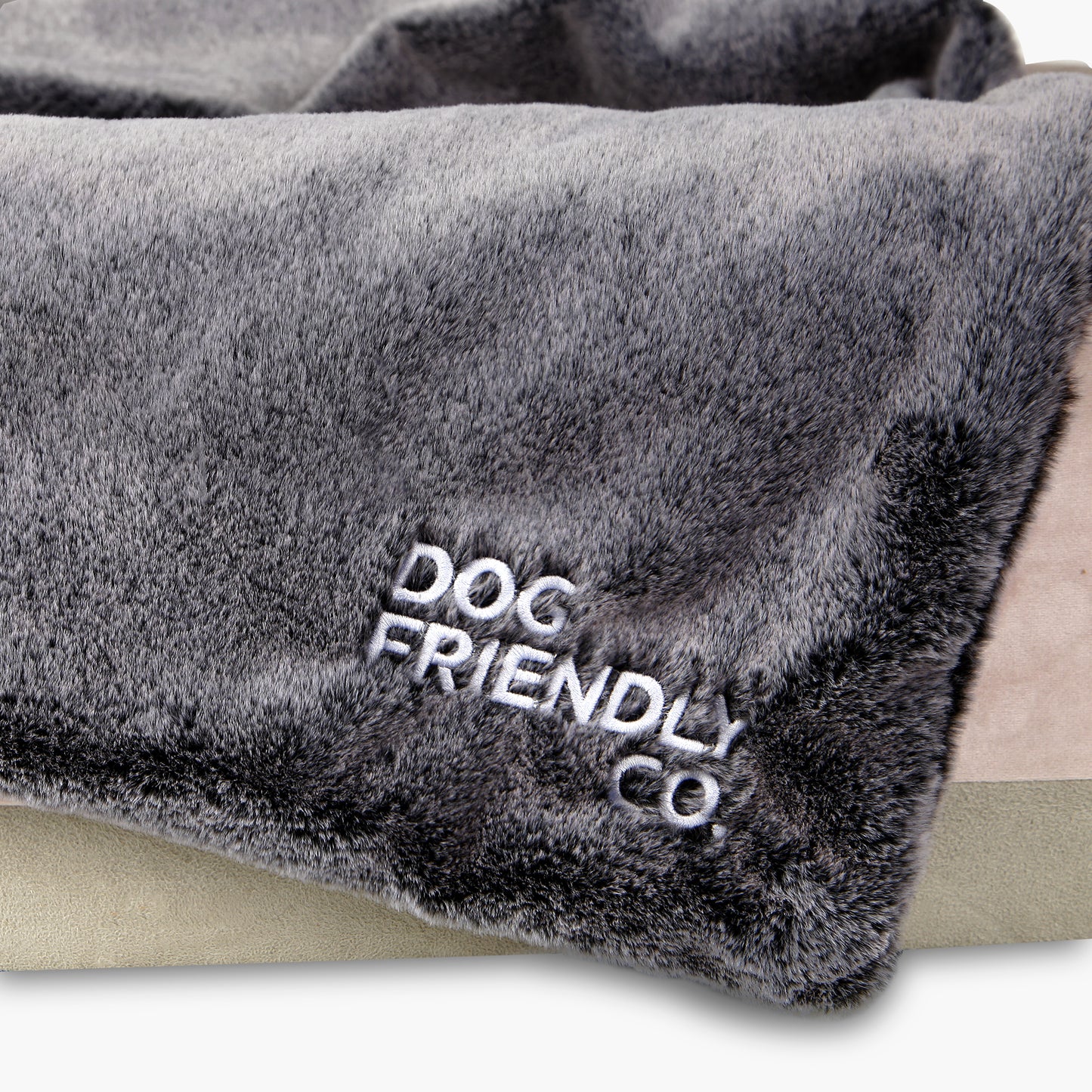 Swift Blankets - Black